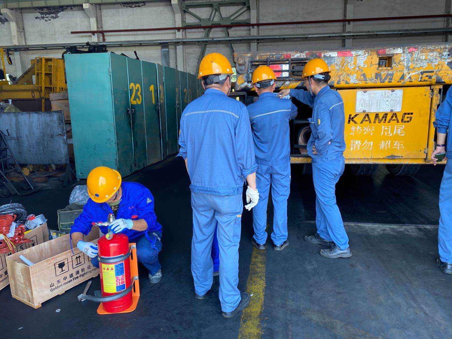 汽车自动感应灭火装置