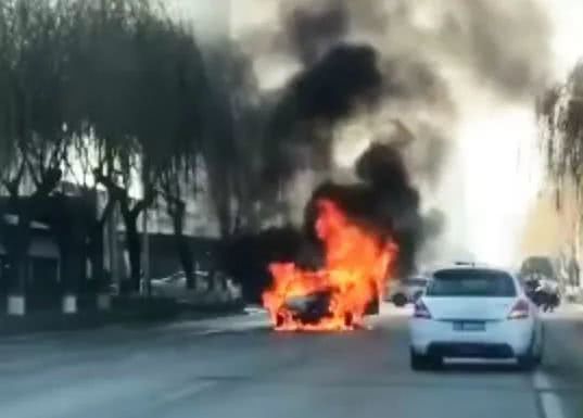 车辆自动灭火装置